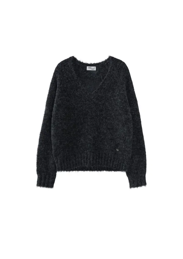 Mused Fluffy V-neck Pullover - Charcoal