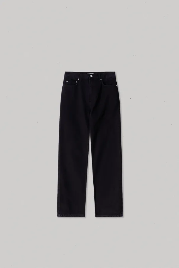 41164_Black Standard Straight Jeans  TE