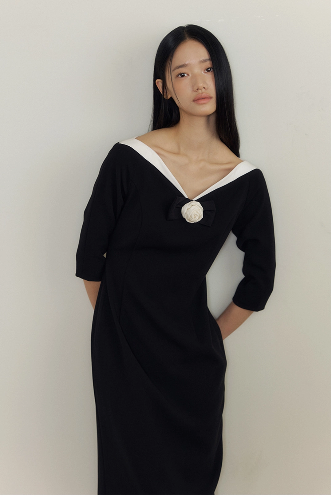 루시르주 Curve-Line Dress & Ribbon Corsage (black) 상품 이미지 2