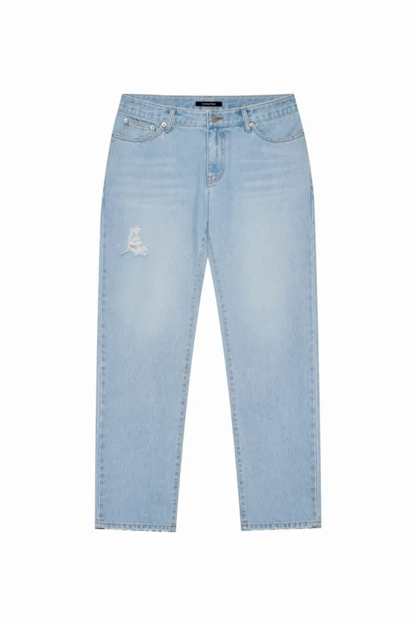 SLIM STRAIGHT-FIT JEANS (LIGHT BLUE)