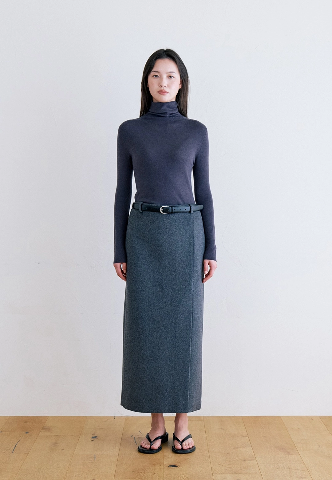 노티아 SIDE SLIT LONG SKIRT - CHARCOAL 상품 이미지 2