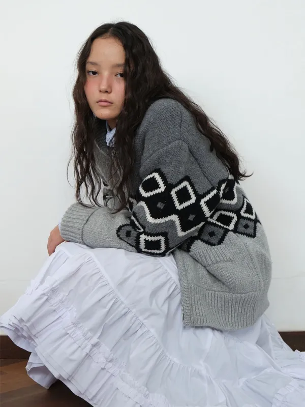 The Cowichan Sweater Nordic_F234KN02