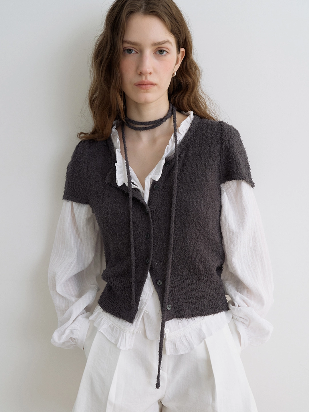 아워코모스 comos 1717 half sleeve tail knit cardigan (charcoal) 상품 이미지 1