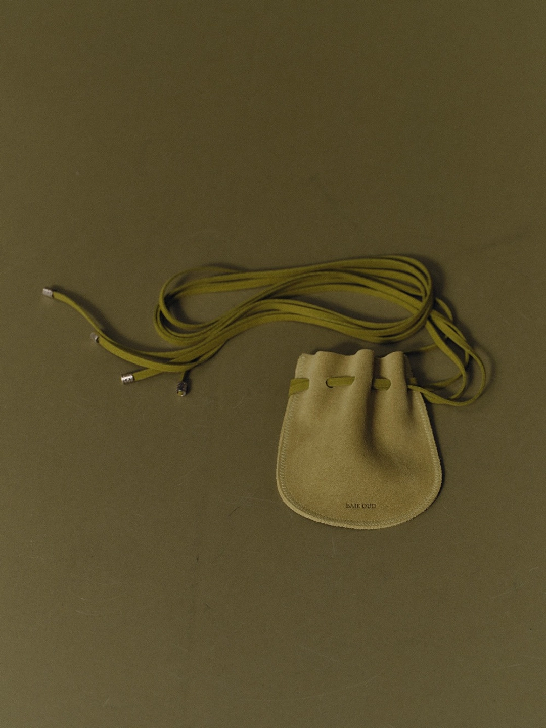 베이오드 Suede cowhide mini bag_olive 상품 이미지 2