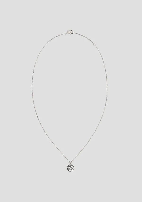 Small round pendant necklace Silver