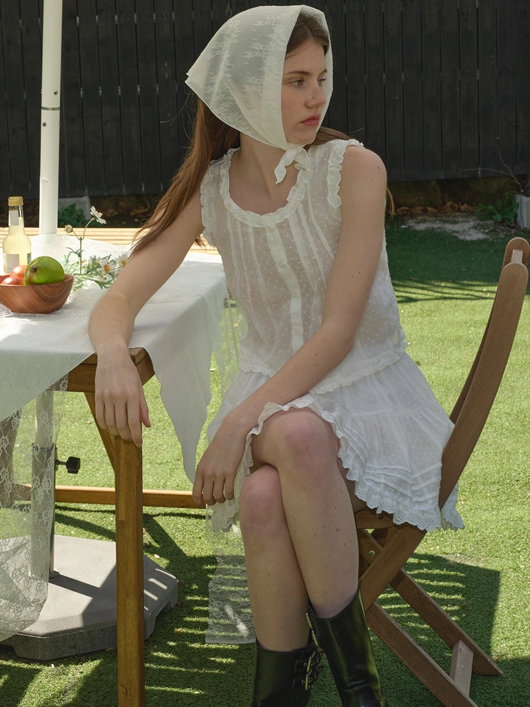 마가린핑거스 PIN TUCK SLEEVELESS BLOUSE (WHITE) 상품 이미지 2
