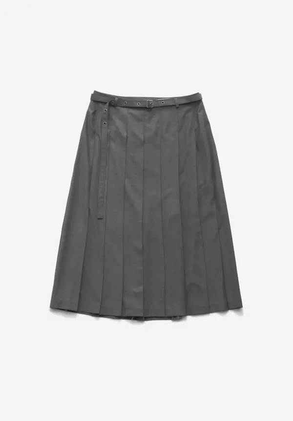 CLASSIC BELTED PLEATS SKIRT