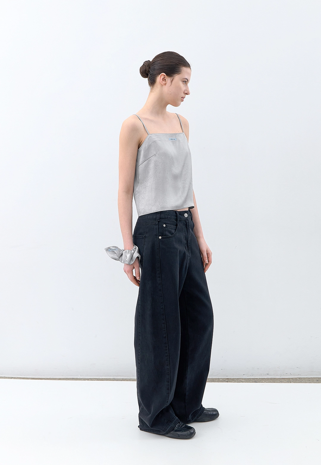 아뜰리에 나인 (BL-4422)AN SATIN SET-UP SLEEVELESS TOP S 상품 이미지 3