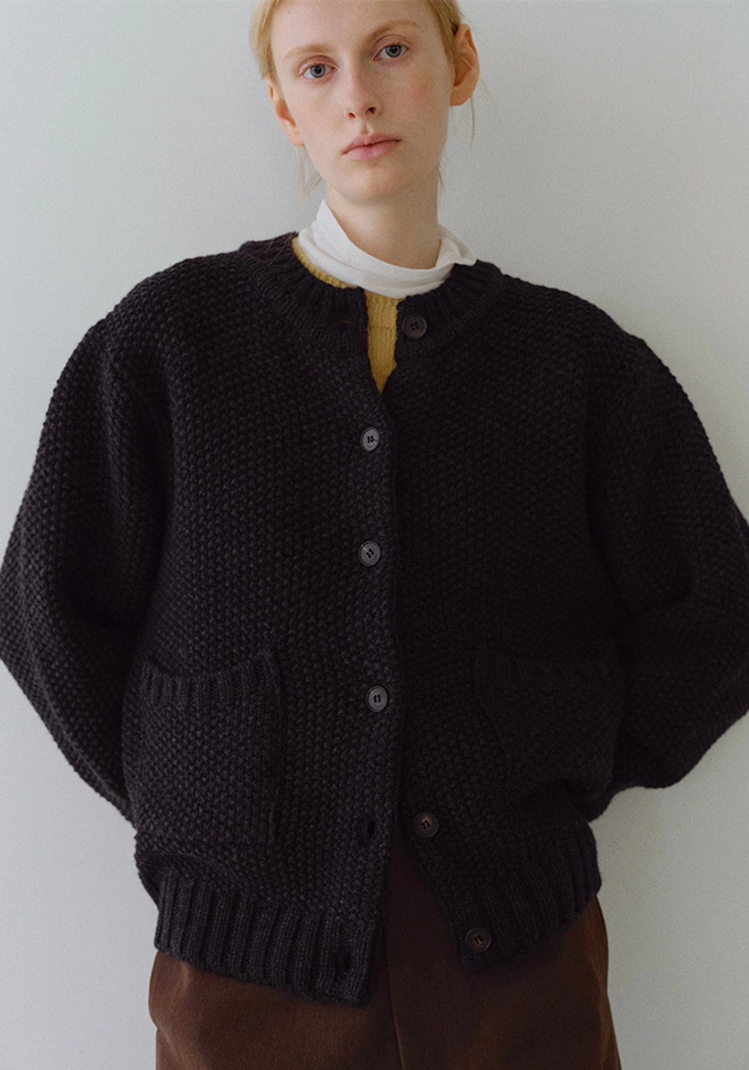 오브베이지 WAFFLE WOOL ROUND CARDIGAN_CHARCOAL_OE4C2XCD03CHL 상품 이미지 1