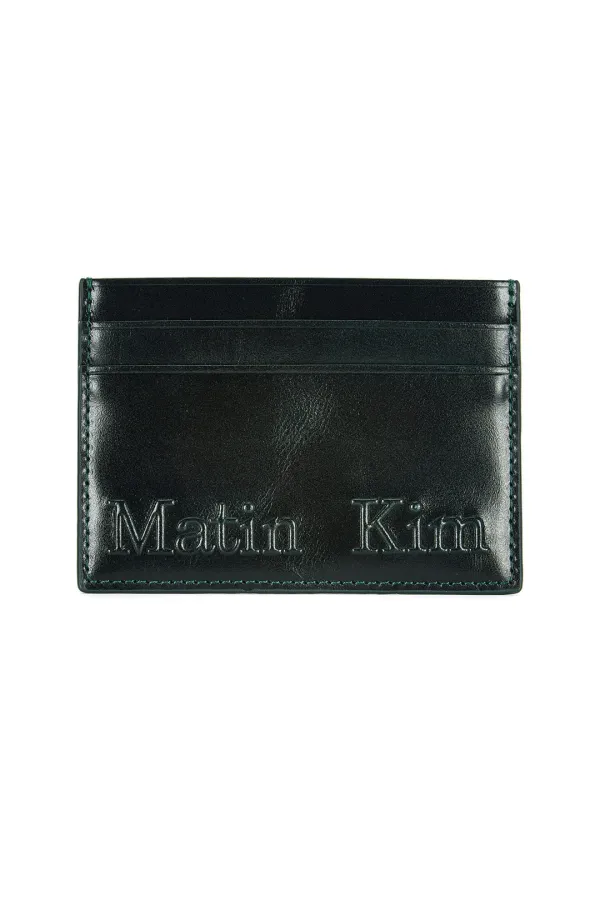EMBOSSED LOGO CARD WALLET IN DARK GREEN
