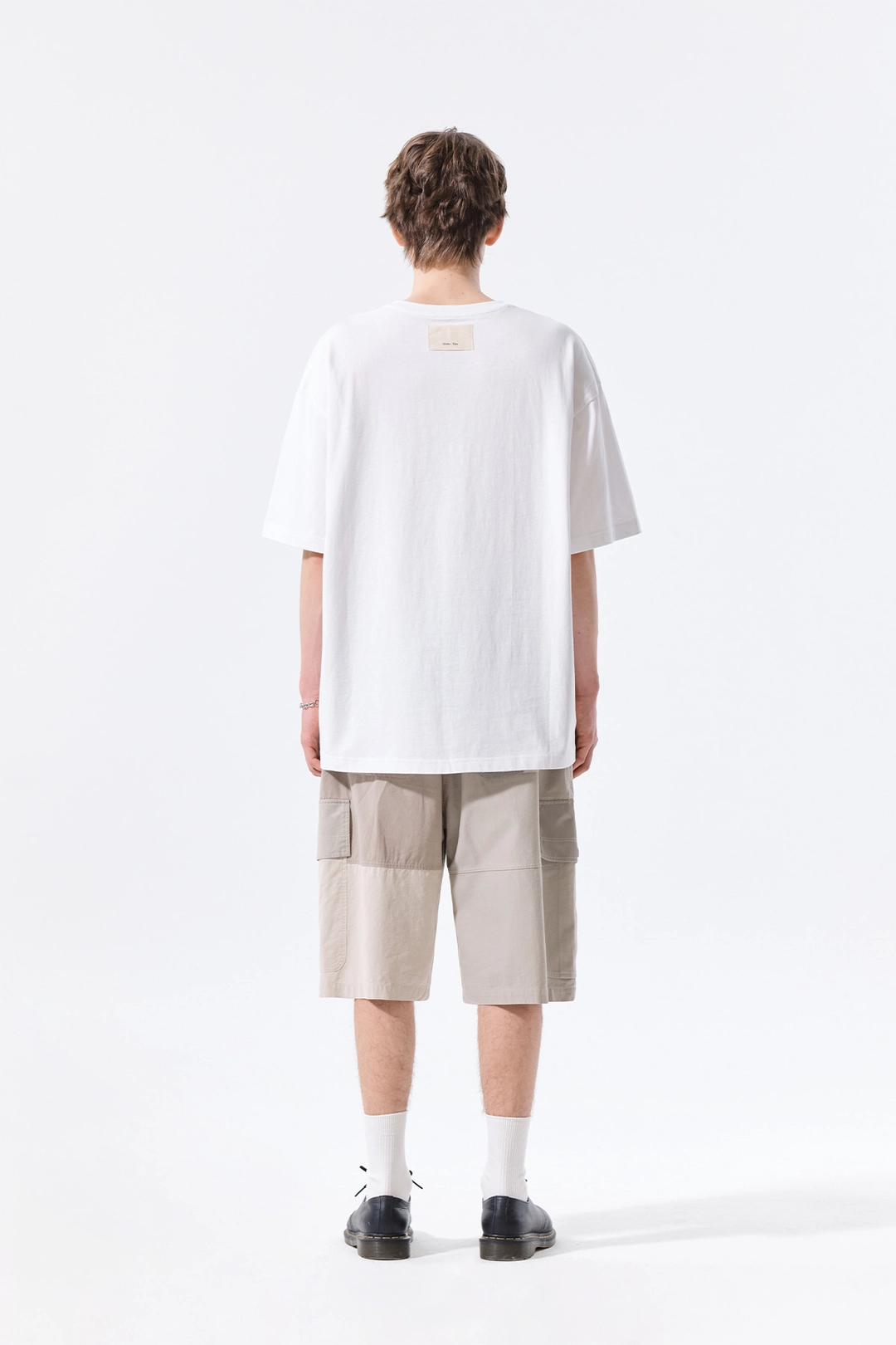 마뗑킴 PATCHWORK CARGO BERMUDA PANTS FOR MEN IN BEIGE 상품 이미지 3
