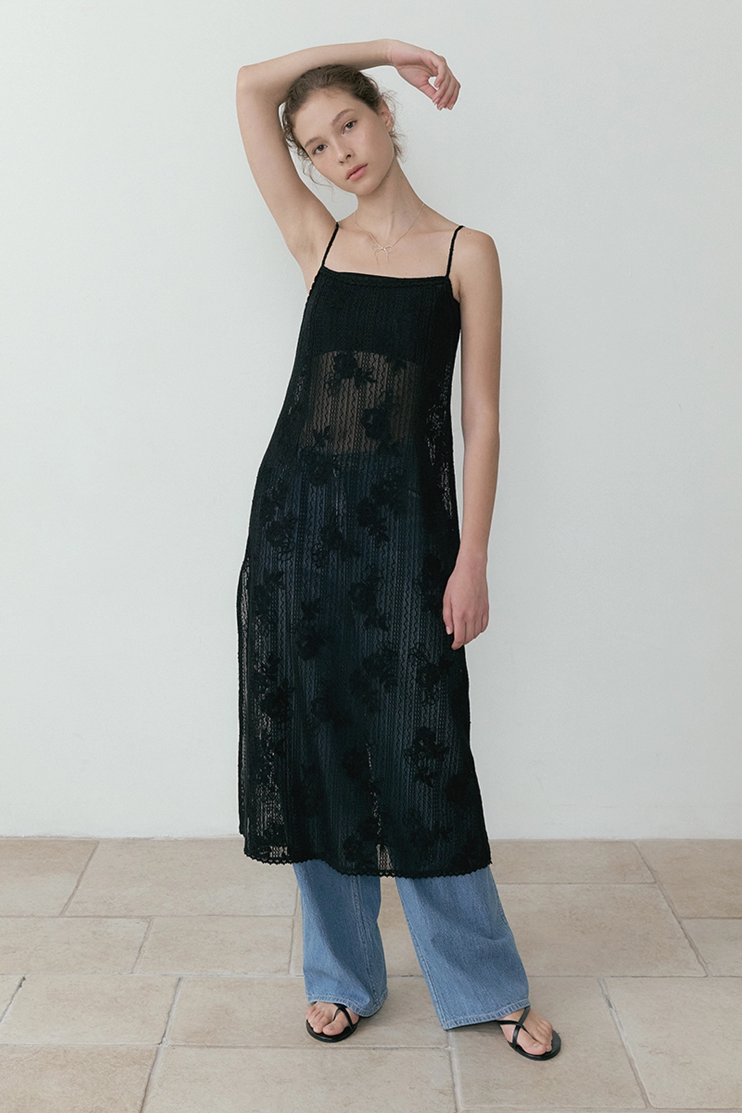 루시르주 Wildeflower Lace Sleeveless One-piece (black) 상품 이미지 2