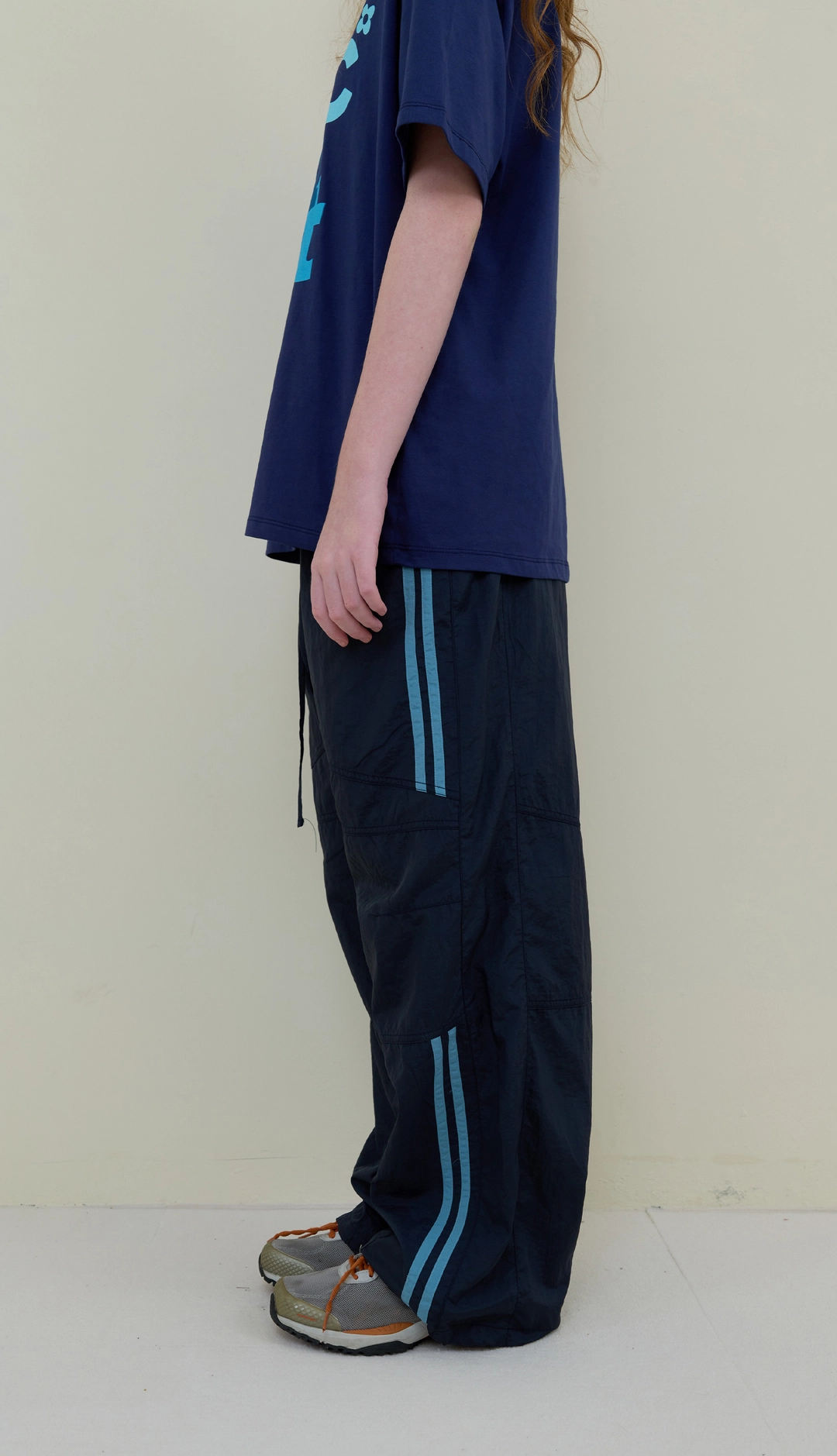 노컨텐츠 241. Line Nylon Pants _ Navy 상품 이미지 2