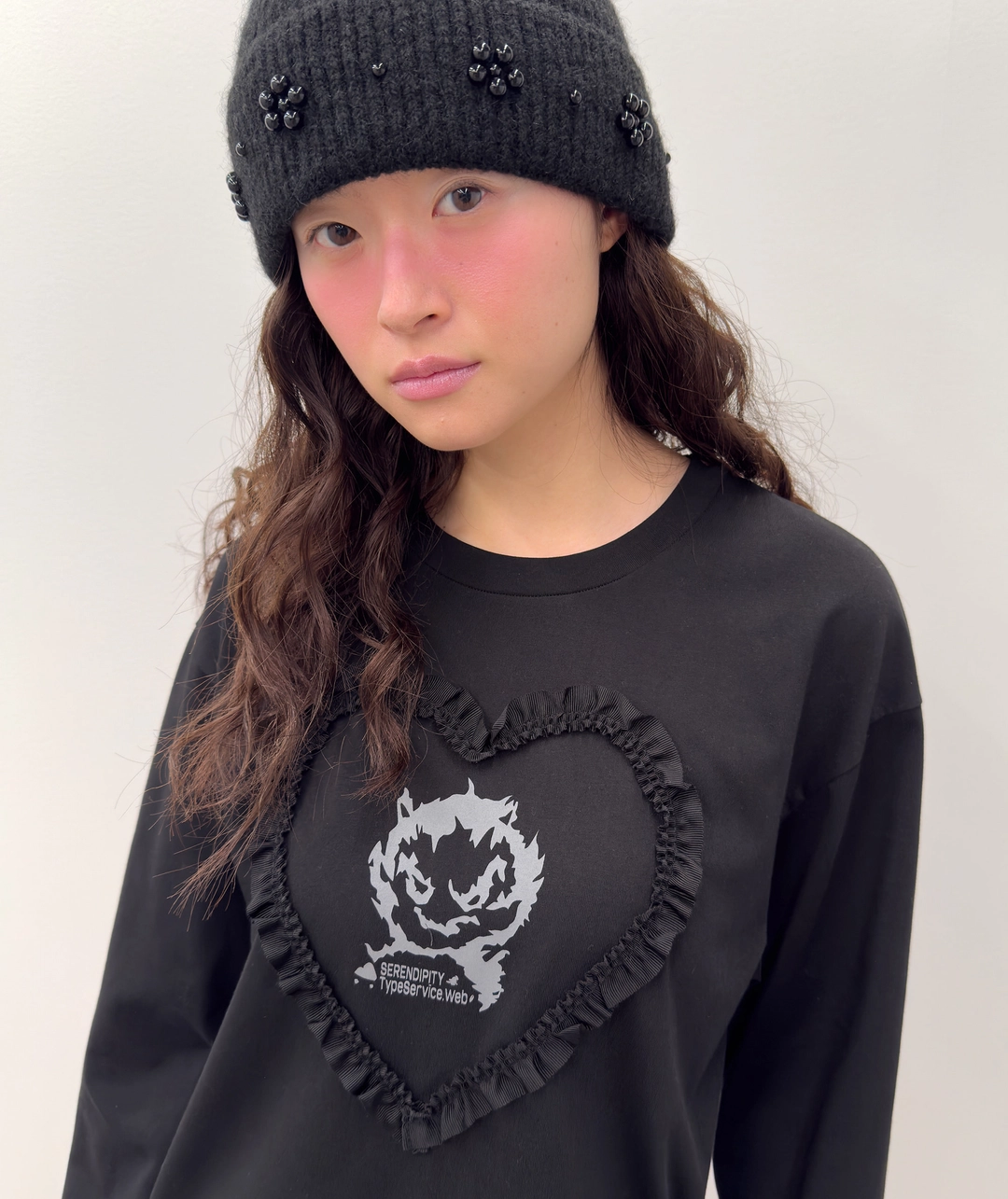 타입서비스 Edge Heart Top [Black] 상품 이미지 2