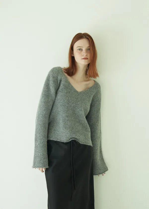V-Neck alpaca knit / Grey