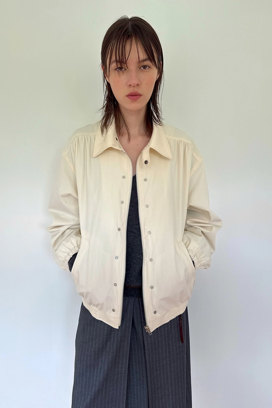 다이애그널 STUDDED BLOUSON JACKET 상품 이미지 2