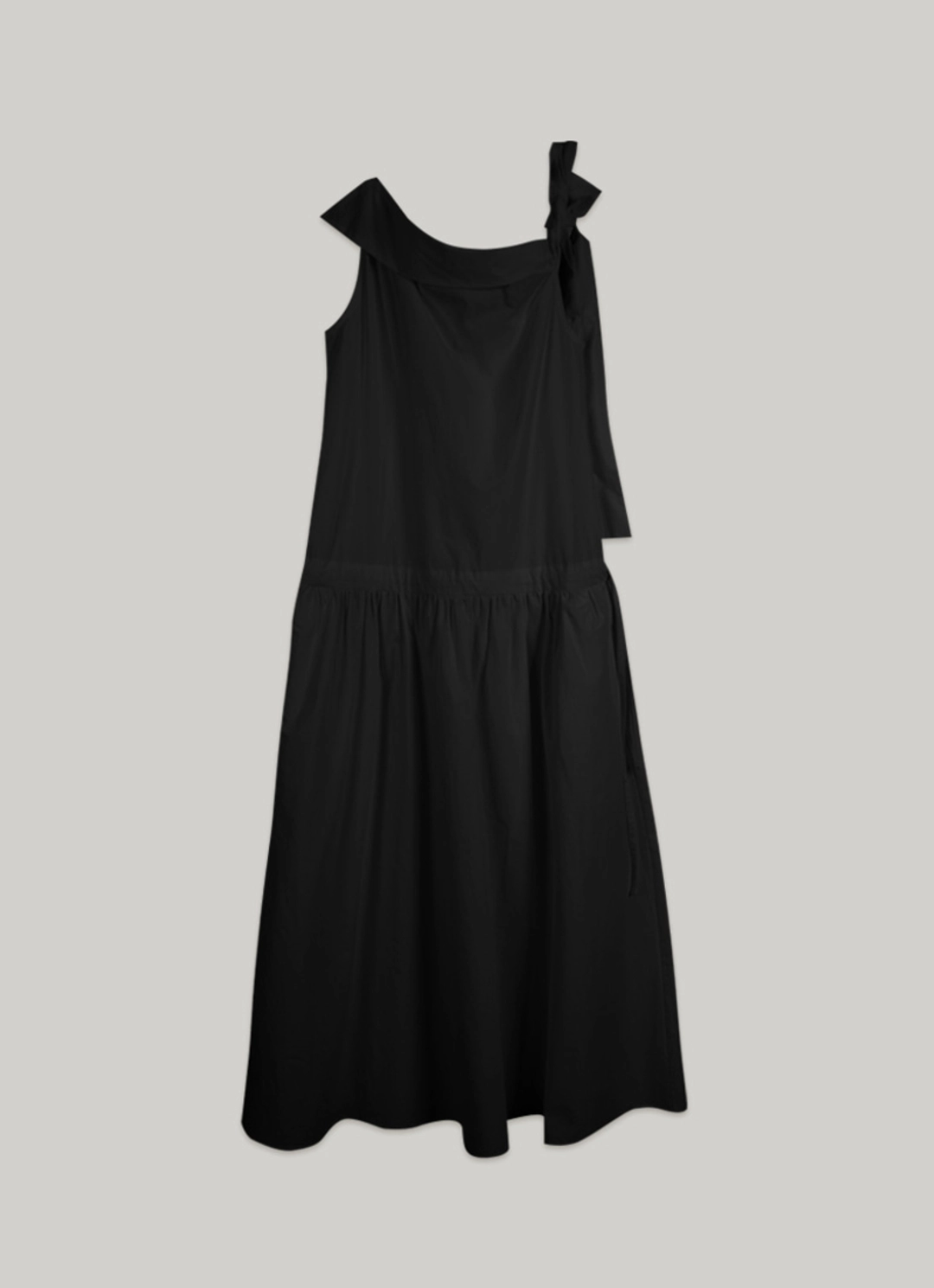 아워코모스 comos 1493 ribbon tied off-shoulder dress (black) 상품 이미지 3