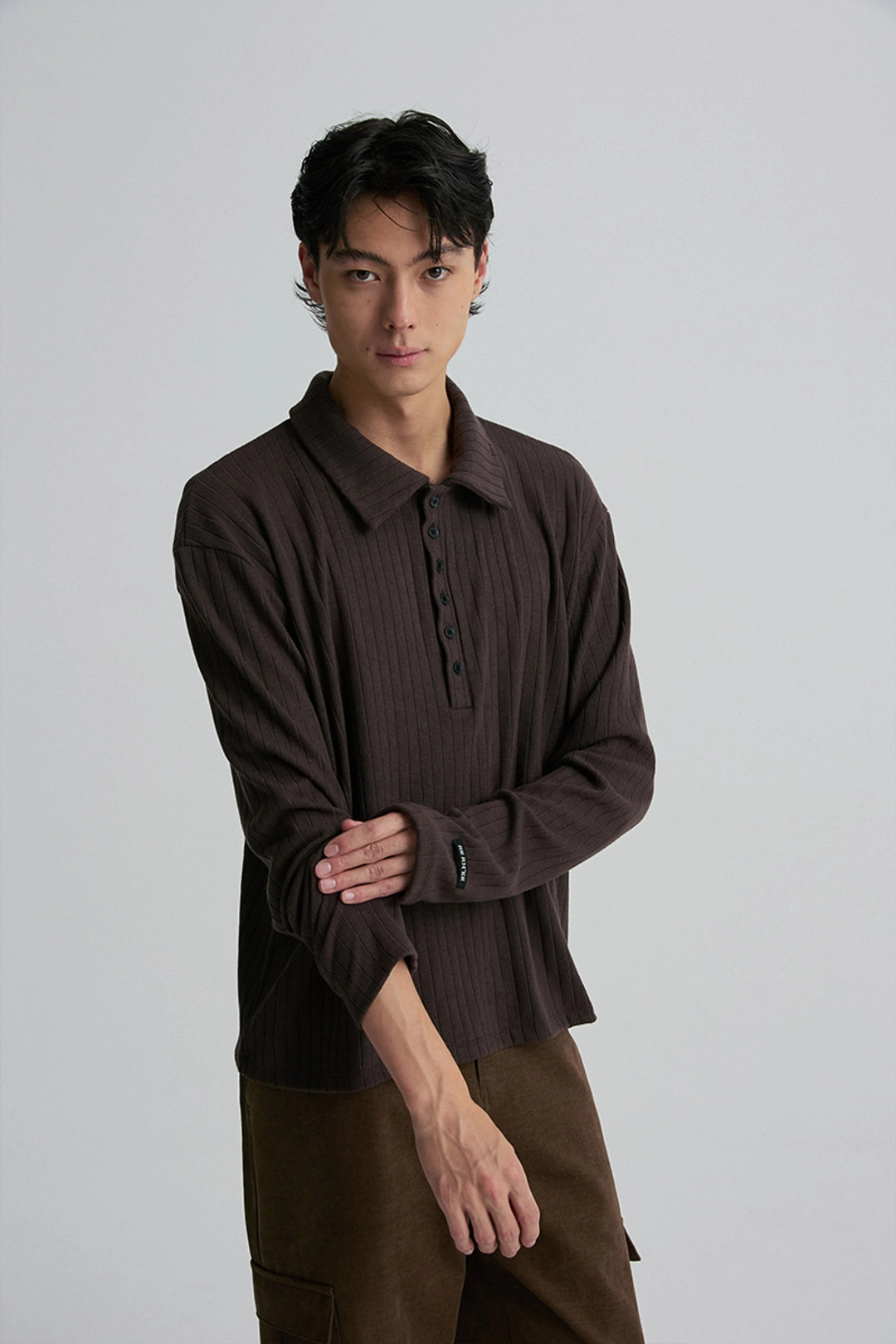 리이 RIBBED BUTTON-PLACKET KNIT TOP COCOA BROWN 상품 이미지 1