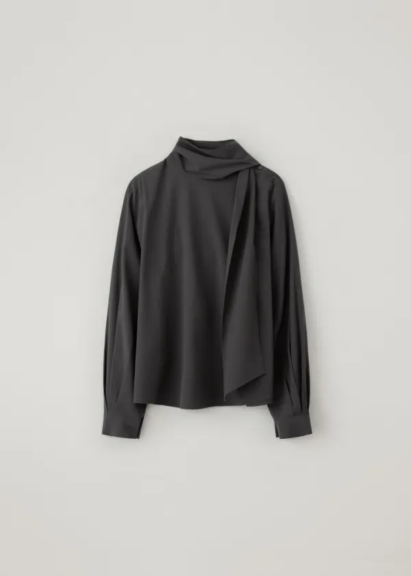 [45th-reorder] Curve scarf blouse (stone gray)