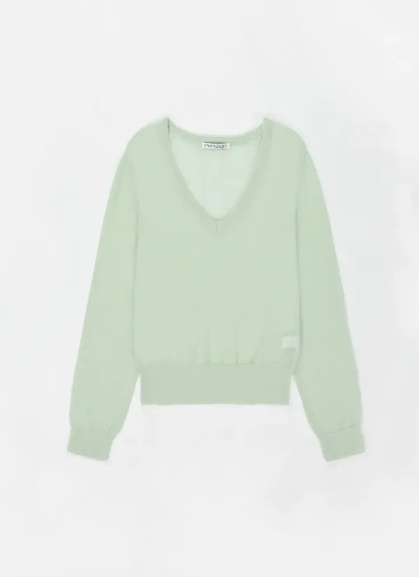 Mohair deep V Knit (Pale green)