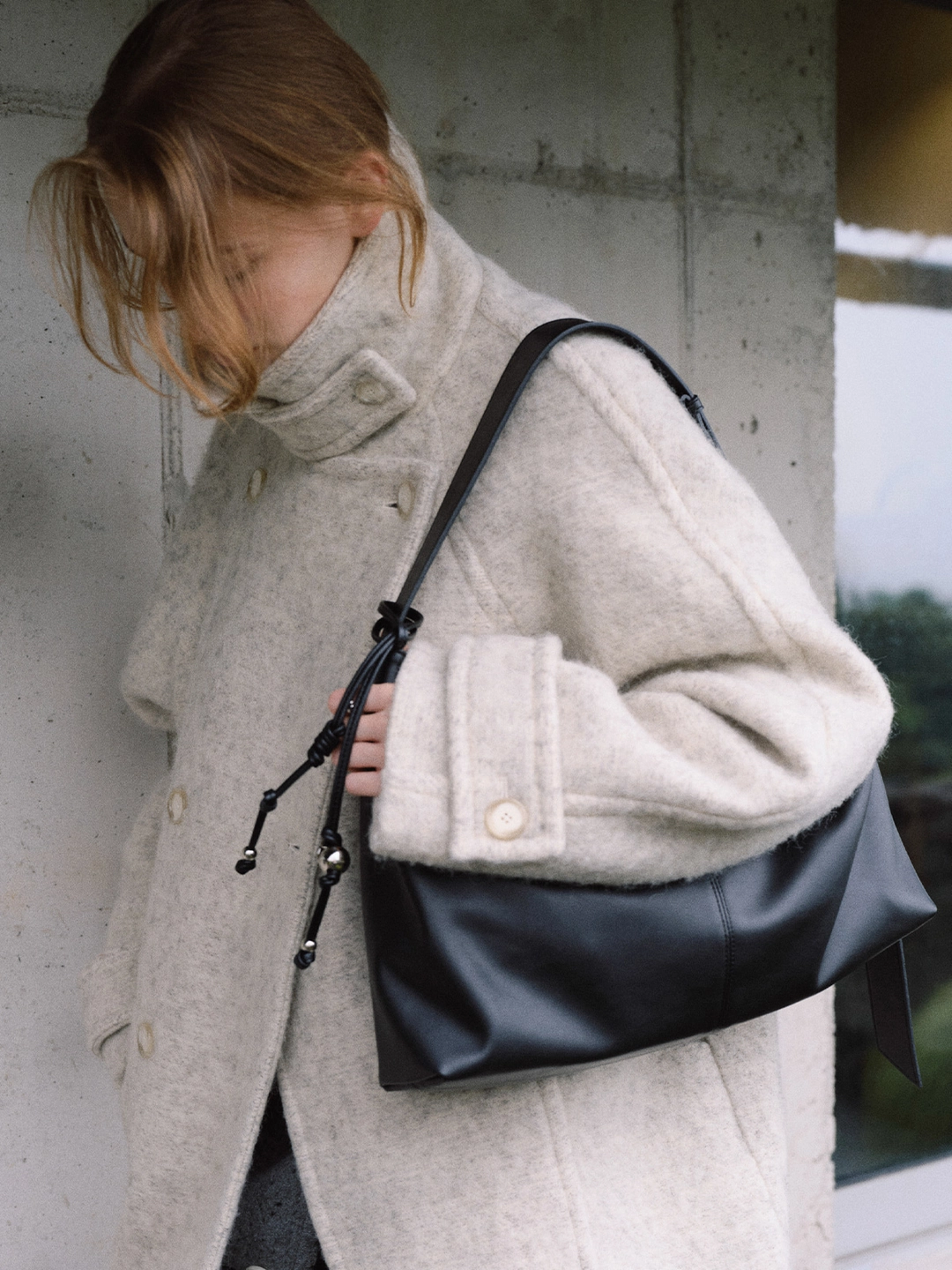오브히 테이브 숄더백 Tave Shoulder Bag_Black 상품 이미지 2