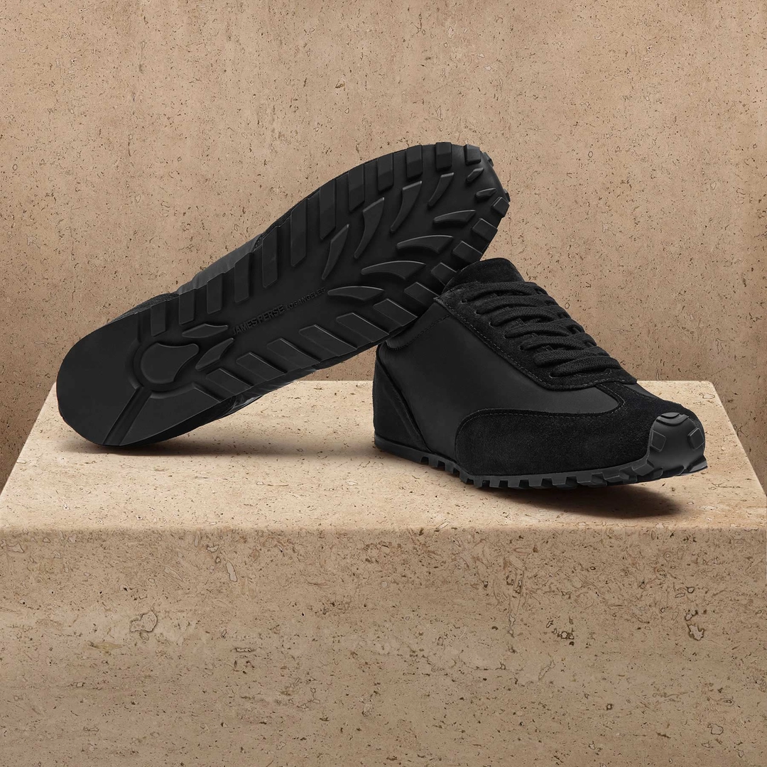 제임스펄스 Women's Suede Mixed Media Sneaker - Black/Black 상품 이미지 3