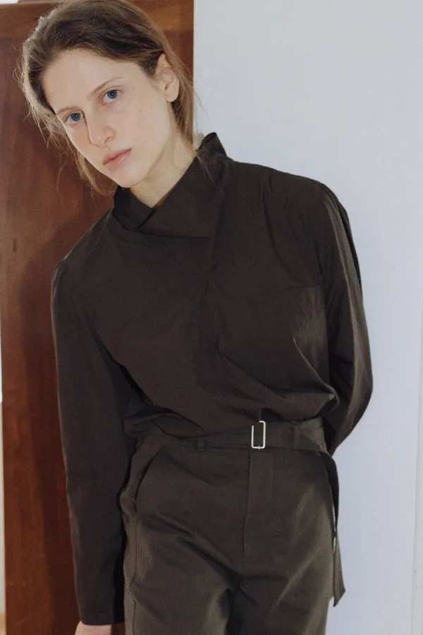 volume cowl neck blouse (charcoal)