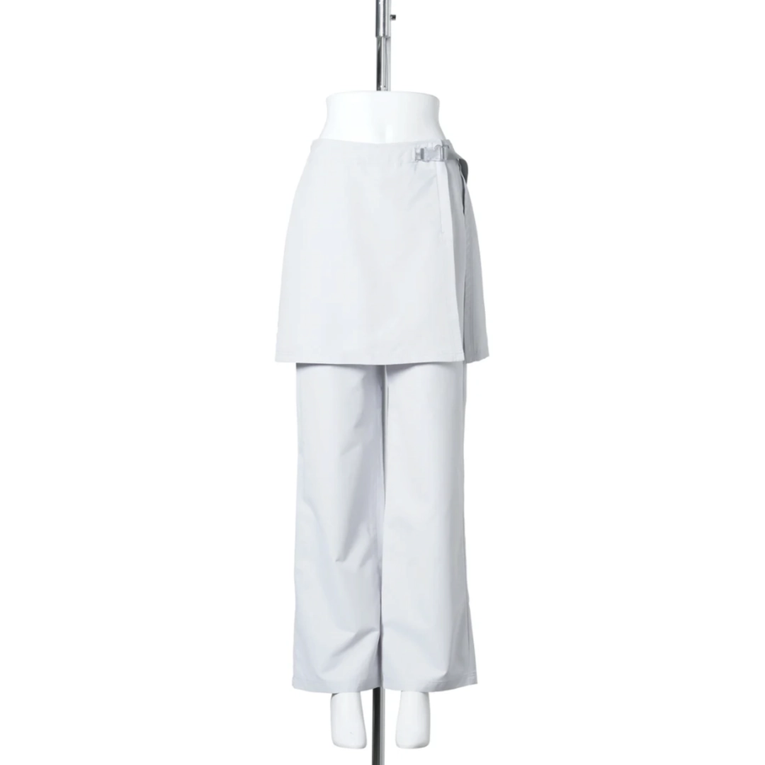 지초이 SS26 TRAINER SKIRT TROUSERS (LIGHT GREY) 상품 이미지 2