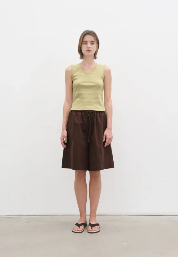 Basic v-neck sleeveless (lime)