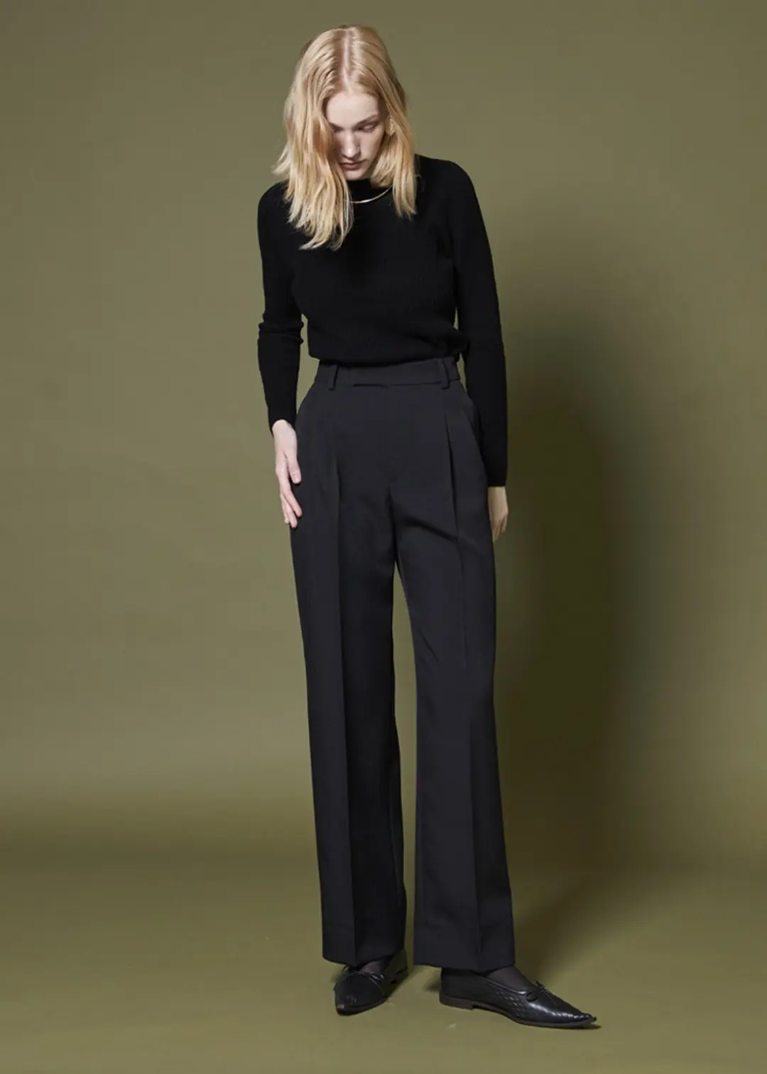 메종드이네스 STRAIGHT TUCK SLACKS_BLACK 상품 이미지 2