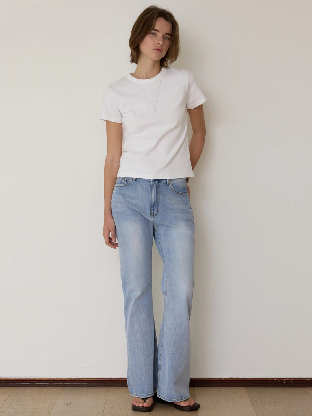 어몽 A SLUB WASHING BOOTS-CUT JEANS_LIGHT INDIGO 상품 이미지 3