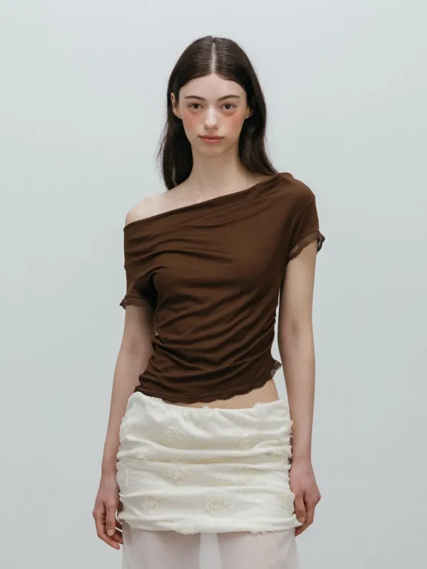 LACE OFF SHOULDER T-SHIRT / BROWN