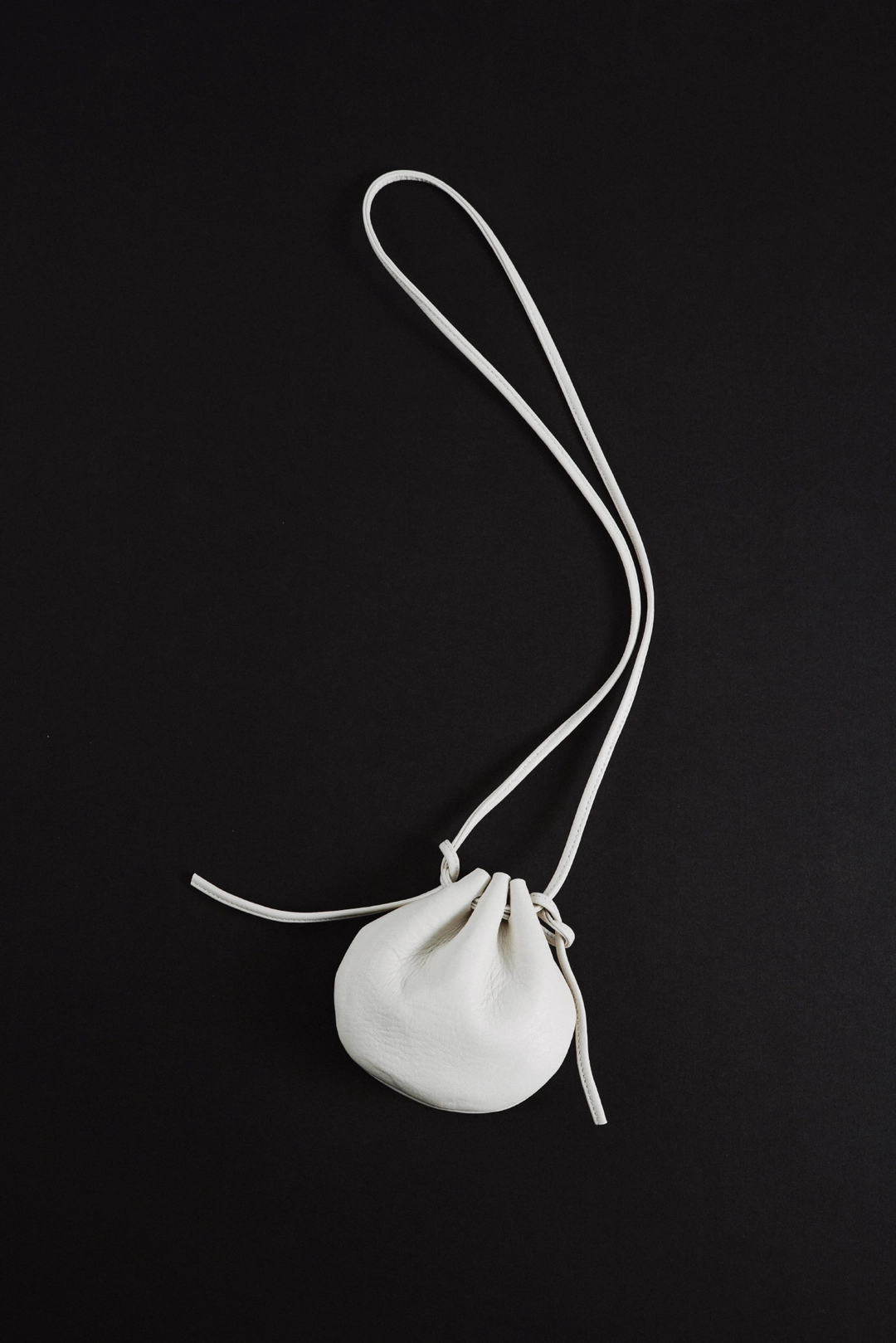 스앨더 47589_Small pouch bag 상품 이미지 1