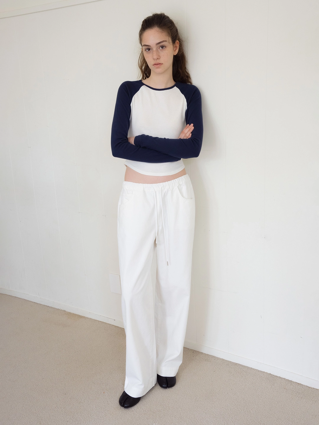 헤더먼트 fitted raglan t-shirt (ivory - navy) 상품 이미지 1