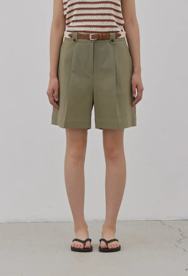 COLLMA PINTUCK SHORTS