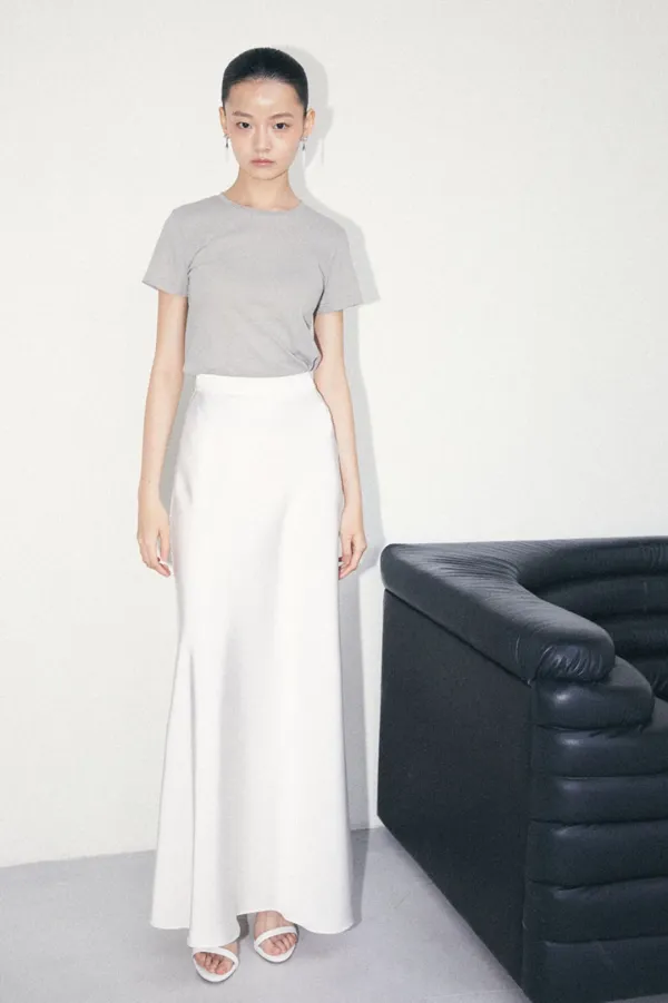 SATIN BIAS FLARE LONG SKIRT