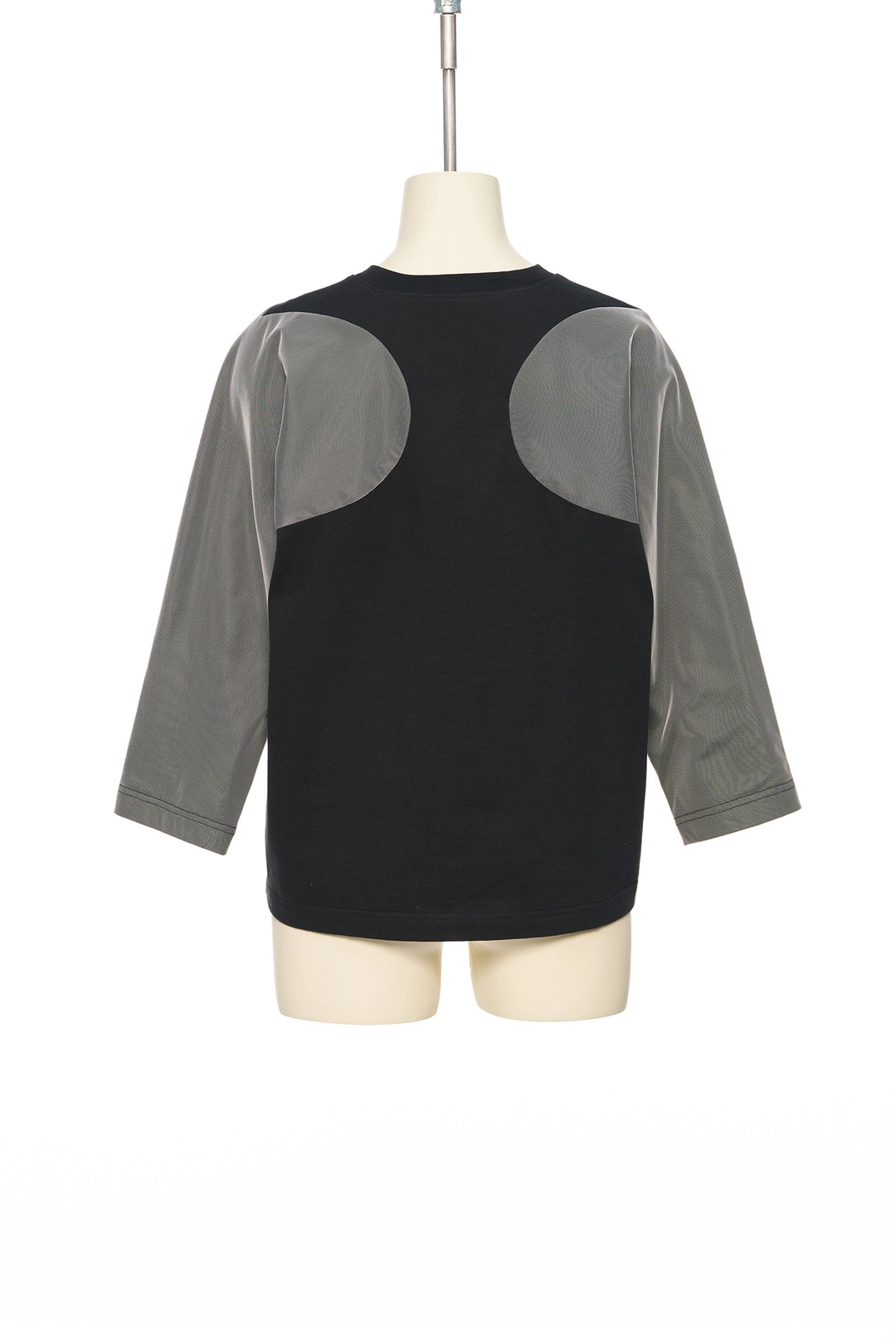 푸쉬버튼 FW25 ZERO BLACK HALTER NECK LINE T-SHIRT 상품 이미지 3