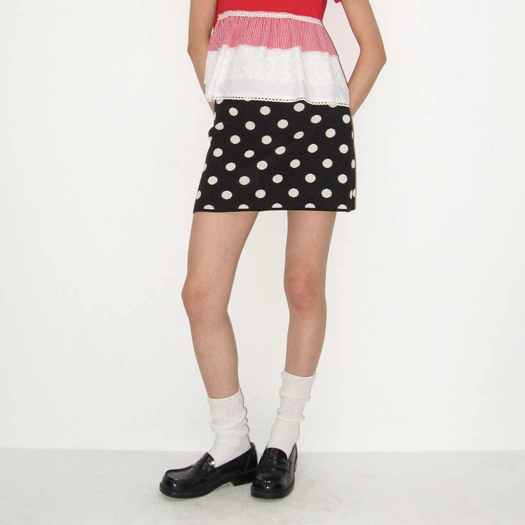 론론 DOT PATTERN BANDING KNIT MINI SKIRT BLACK WHITE DOT 상품 이미지 2