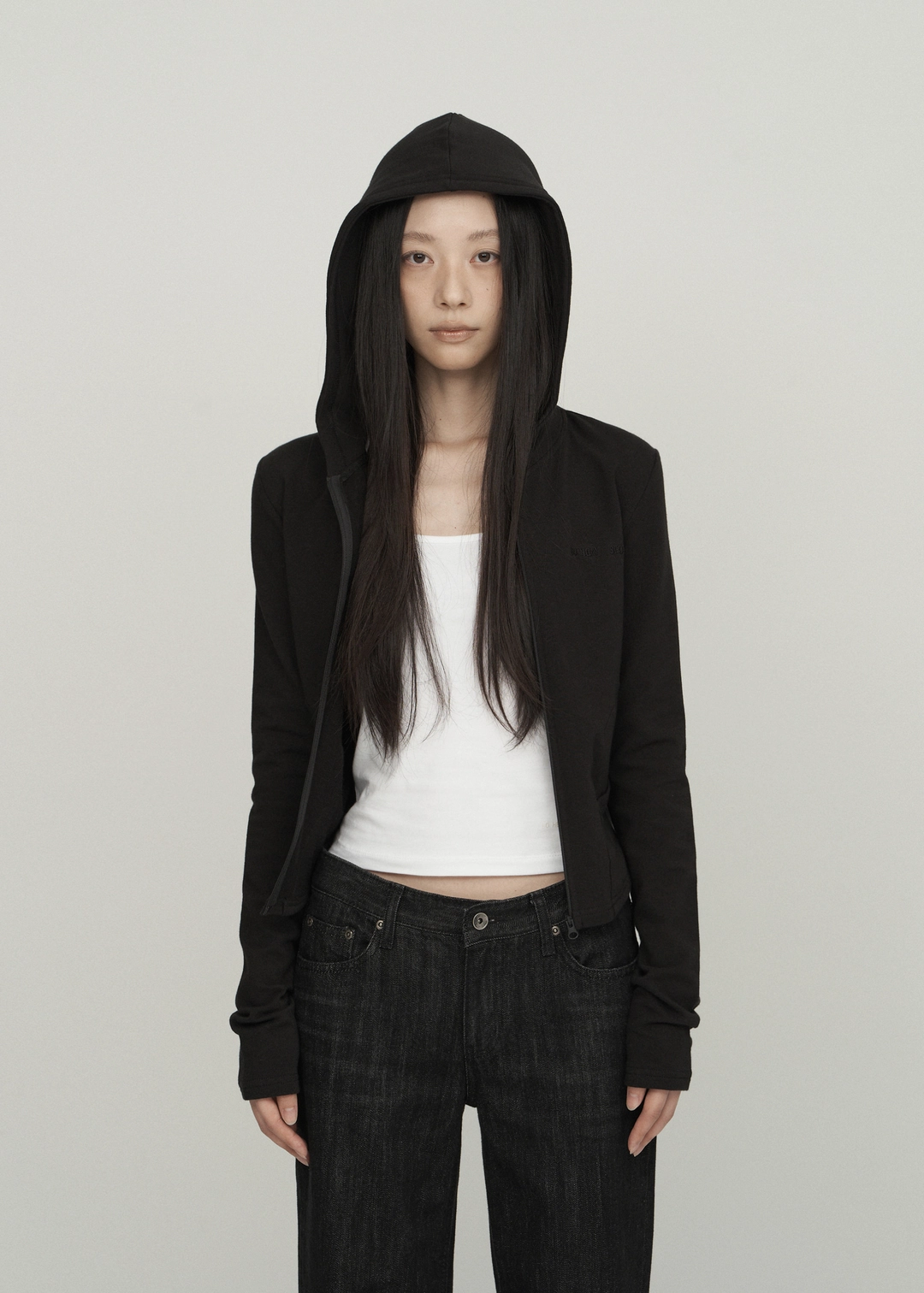 보헤미안서울 [3RD 11/6~ 발송] CURVE DART SLIM ZIP-UP, BLACK 상품 이미지 2