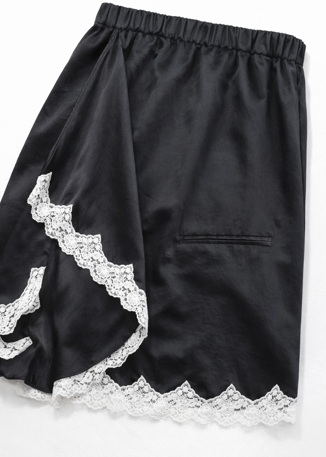 생긴 SATIN DRAPE SKIRT - BLACK 상품 이미지 3