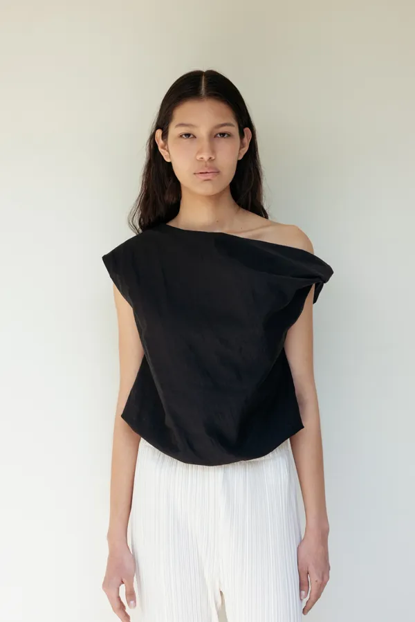 Tide Sleeveless Top (Black)