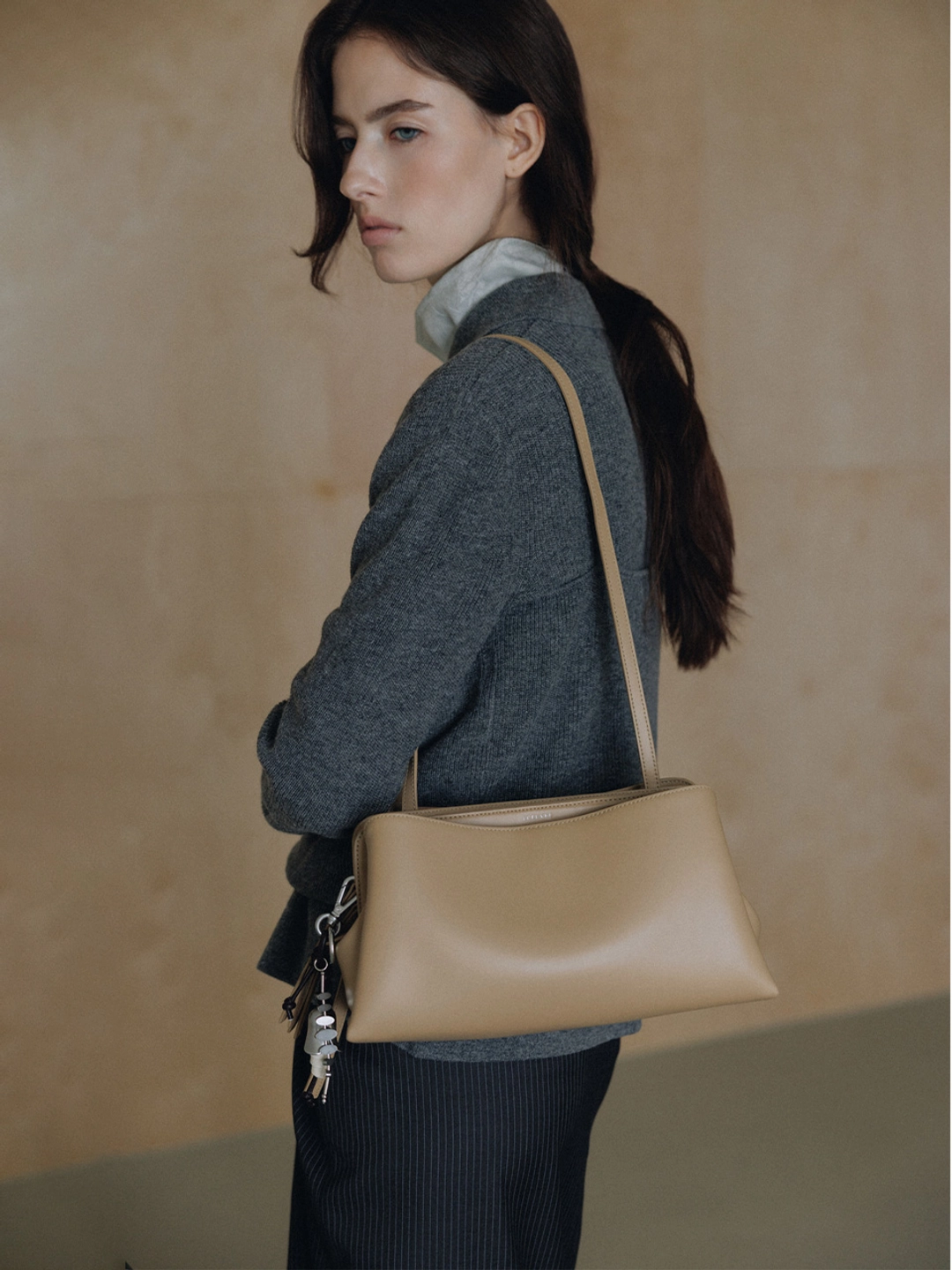 루에브르 Calla Shoulder Medium FA6AB386_2color 상품 이미지 1