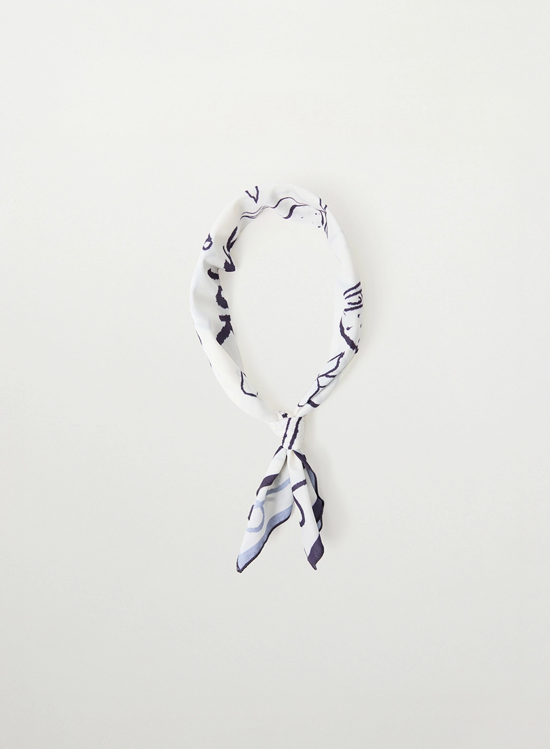세터 Hand Drawing Graphic Scarf - Navy 상품 이미지 1