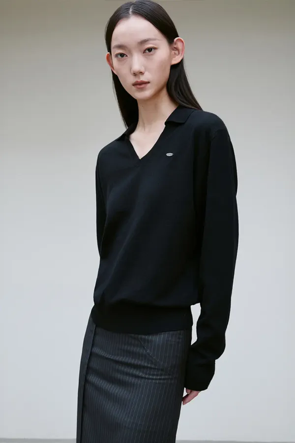 SPREAD COLLAR KNIT TOP BLACK