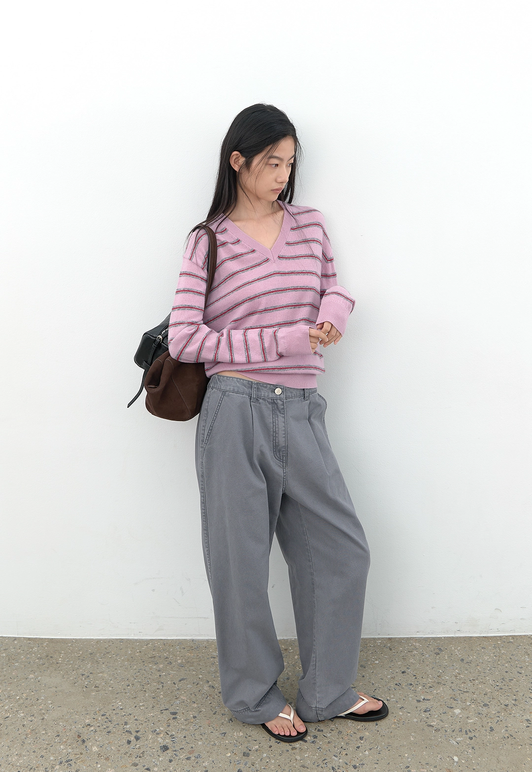 아뜰리에 나인 (T-7302)WOOL STRIPE V-NECK KNIT 상품 이미지 3