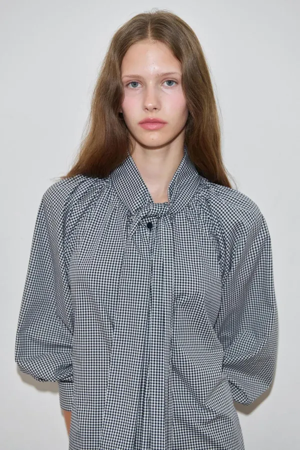 Big Ribbon Tie Blouse (Navy)