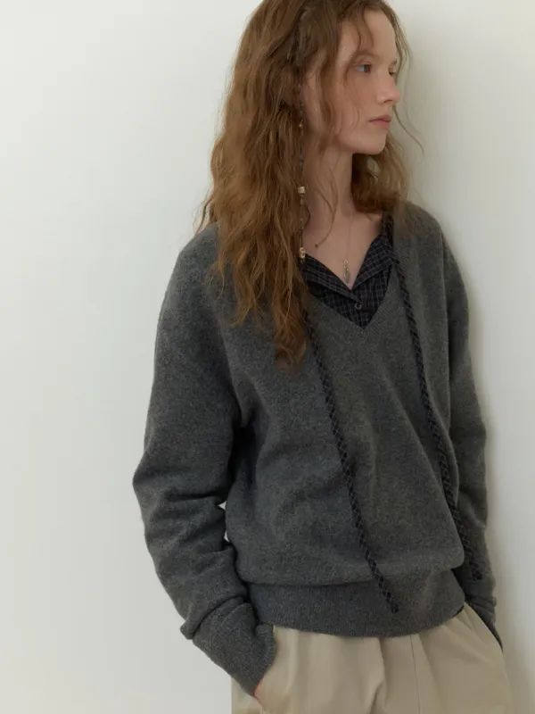Fogg v-neck knit (charcoal) - THE MITTEN