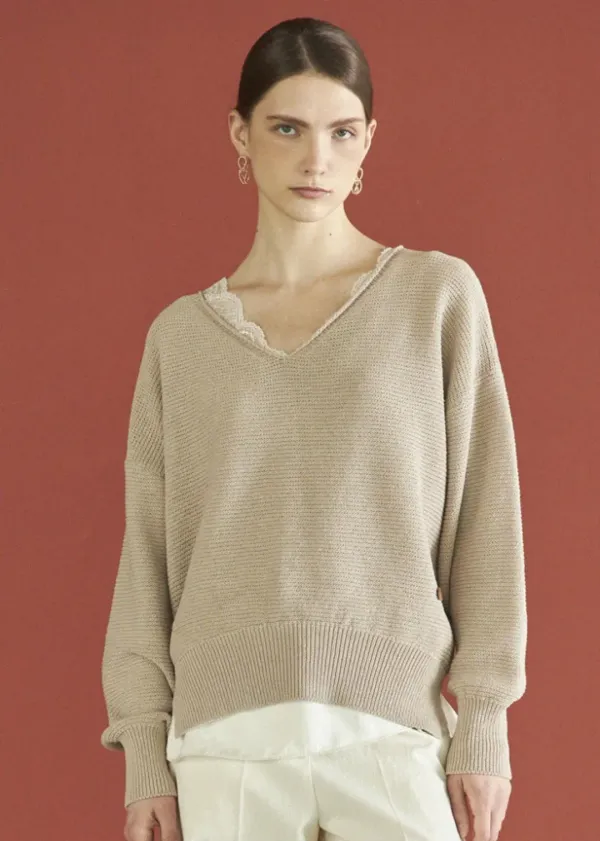 V-NECK LOOSE-FIT KNIT_BEIGE