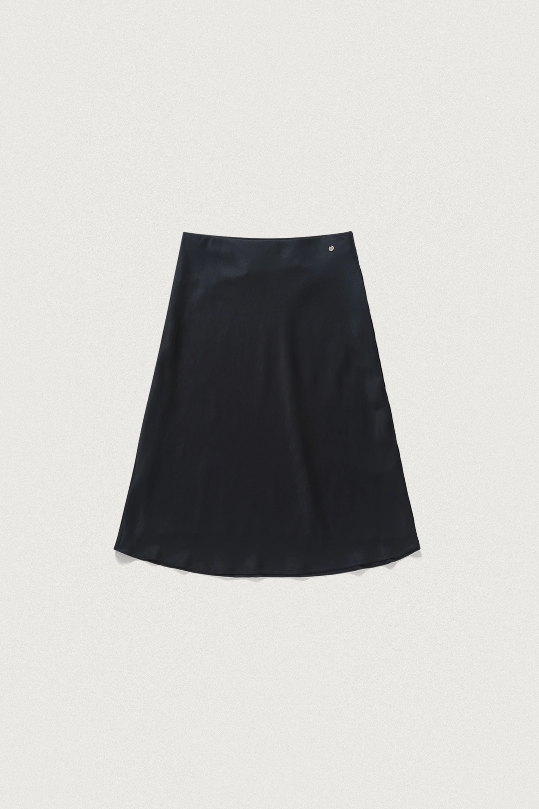 샤드라마 SATIN SEMI-FLARE SKIRT [NAVY] - Chat de Lama 상품 이미지 1