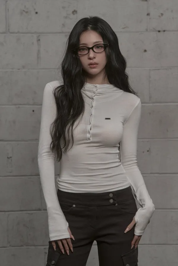 High-neck Hooded Top (white)